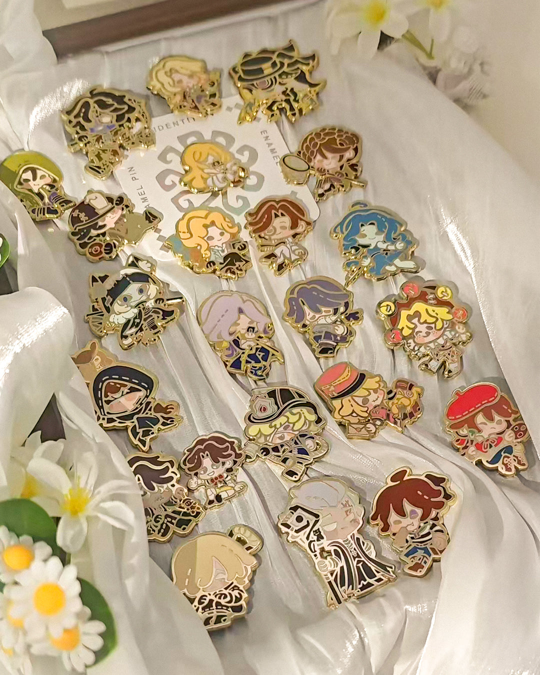 Identity V Default Chibi Enamel Pin Survivors